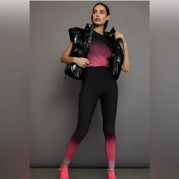 Carbon38 Black Ombré Wrap Tee and Leggings Set - Picture 7 of 8